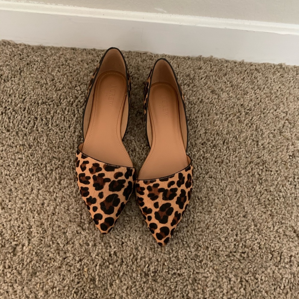 Leopard print Loft flats